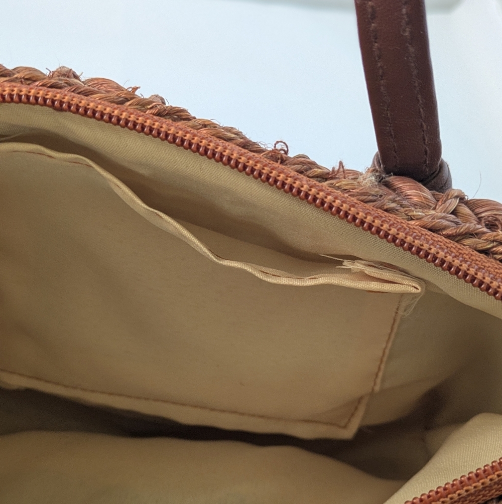 Dark Brown Raffia Purse Handbag Made in the Philippines - Picture 15 of 16